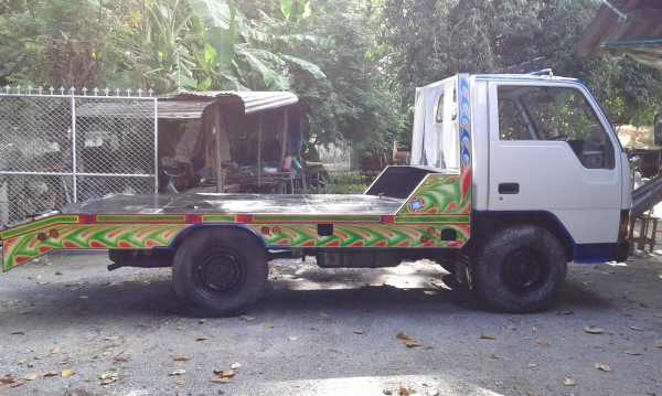 4ล้อเล็กเทนเลอร์ เครื่อง4D30 พร้อมใช้งาน