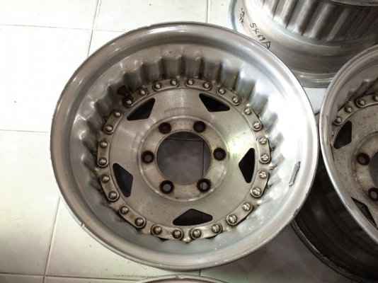 ขายล้อ CENTERLINE ข้อโซ่ 15x8.5" ลบ32 6 รูกระบะ ออฟลึก ประมูลญี่ปุ่น