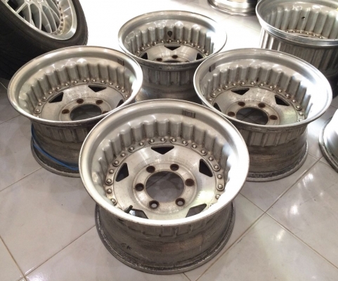 ขายล้อ CENTERLINE ข้อโซ่ 15x8.5" ลบ32 6 รูกระบะ ออฟลึก ประมูลญี่ปุ่น