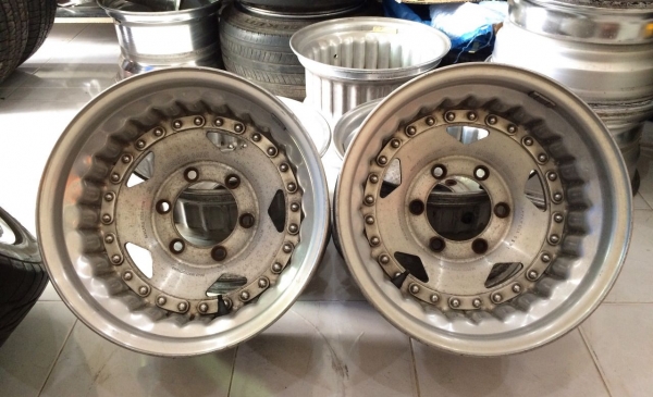 ขายล้อ CENTERLINE ข้อโซ่ 15x8.5" ลบ32 6 รูกระบะ ออฟลึก ประมูลญี่ปุ่น