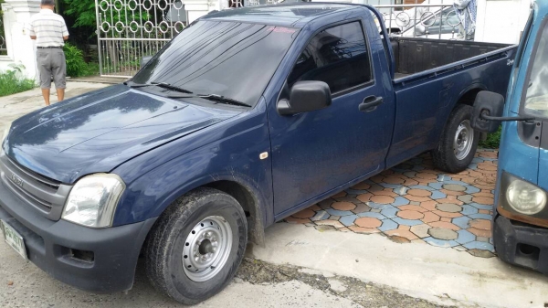 ขาย Isuzu ดีแม็ก ปี03 สีเดิมๆ สภาพสวย