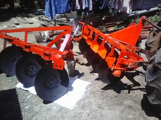 ขายผาน  3 โครง 4  และผาน  5  ขายคู่ราคา  21,000 บาทถูกๆๆสนใจโทรมานะ