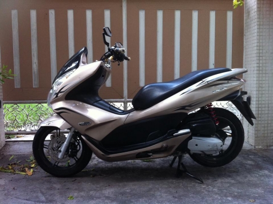 ขออนุญาติขาย HONDA PCX 125-i สีมงคล ฟรีค่าโอน ขออนุญาติขาย HONDA PCX 125-i สีมงคล ฟรีค่าโอน
