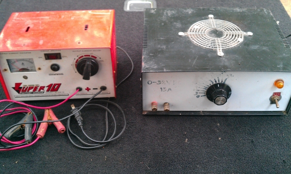 ขายหม้อชาทไฟแบตเตอรี่กับหม้อแปลงไฟdcปรับโวลท์ได้