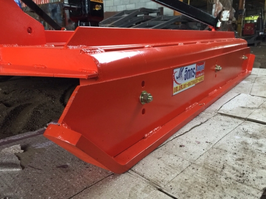 ขายเครื่องตัดหญ้า ขนาด 140 cm หัวเกียร์นอก ยอยครัชนอก สกีหนา ใบนอกชุปแข็ง ขายเครื่องตัดหญ้า ขนาด 140 cm หัวเกียร์นอก ยอยครัชนอก สกีหนา ใบนอกชุปแข็ง