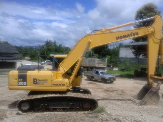 KOMATSU PC200-7 FREE PM 7,000 hrs.