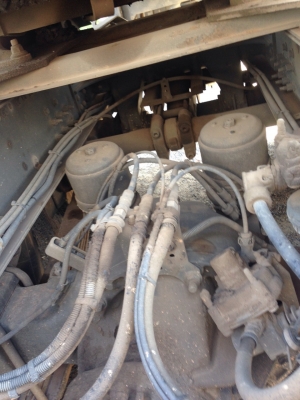 รถ VOLVO 10 ล้อ หัวลาก 400 แรงม้า. ปี 55. ( รถวิ่ง 4xx,xxx กว่า กม. ) , ( มีขาย 4 หัว. )     สนใจติดต่อ  081 - 6079515