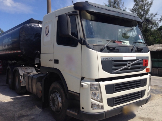 รถ VOLVO 10 ล้อ หัวลาก 400 แรงม้า. ปี 55. ( รถวิ่ง 4xx,xxx กว่า กม. ) , ( มีขาย 4 หัว. )     สนใจติดต่อ  081 - 6079515