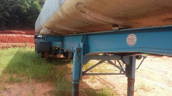 ขายหาง ก้างปลา. RCK / 2 เพลา.  ปี 56.   สนใจติดต่อ  081 - 6079515