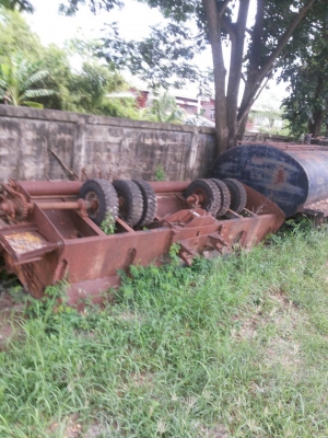 ไม้กวาด ถังต้มยางมะตอย. ที่โรยหิน...3รายการ ขายแค่250000. พร้อมใช้