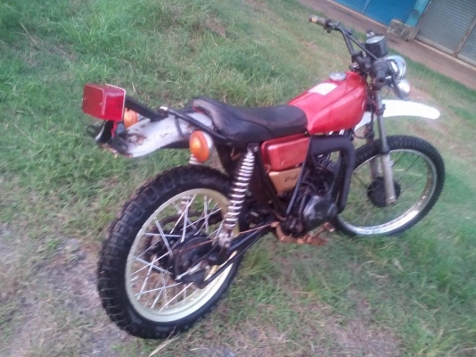 ขาย Dt100 เครื่องดีสตร์าทติดง่าย มีทะเบียน ขาย Dt100 เครื่องดีสตร์าทติดง่าย มีทะเบียน