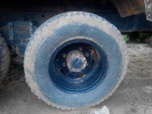 ขายสิบบล้อดั้ MITSUBISHI MA สองเพลาแสลงตรงดั้ม เครื่องดี เกียร์เป็นเกียร์อิตั้น สถาพพร้อมใช้งาน คัชชีสวย ยางพร้อมใช้ ขายดาวน์150000บาทครับ