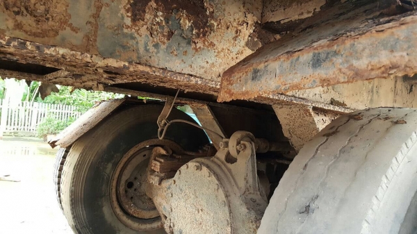 ขายตามสภาพ หางพ่วงเทนเลอร์ 2 คาน ยาว 11 เมตร เอกสารเล่มทะเบียนครบ คัสซีมีผุต้องซ่อมนะครับ