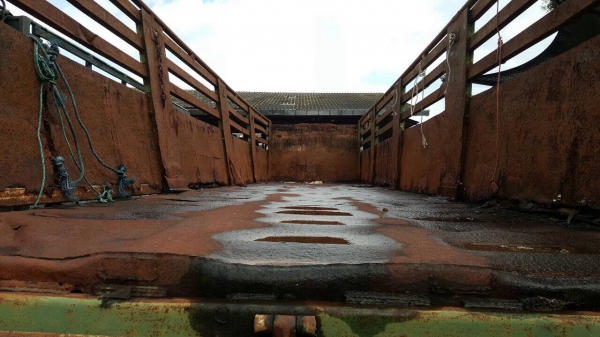 ขายตามสภาพ หางพ่วงเทนเลอร์ 2 คาน ยาว 11 เมตร เอกสารเล่มทะเบียนครบ คัสซีมีผุต้องซ่อมนะครับ