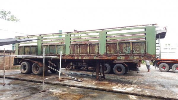 ขายตามสภาพ หางพ่วงเทนเลอร์ 2 คาน ยาว 11 เมตร เอกสารเล่มทะเบียนครบ คัสซีมีผุต้องซ่อมนะครับ