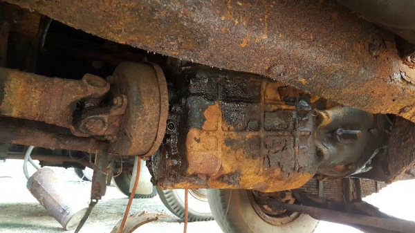 ขายตามสภาพ 10 ล้อดั้ม เพลาเดียว HINO KT925 ไม่มีเล่มทะเบียน หัวเก๋ง JCM เครื่อง EH700 168 แรงม้า เกียร์ HO คัสซีมีผุบ้าง พวงมาลัยพาวเวอร์ ราคาต่อรองได้ครับ