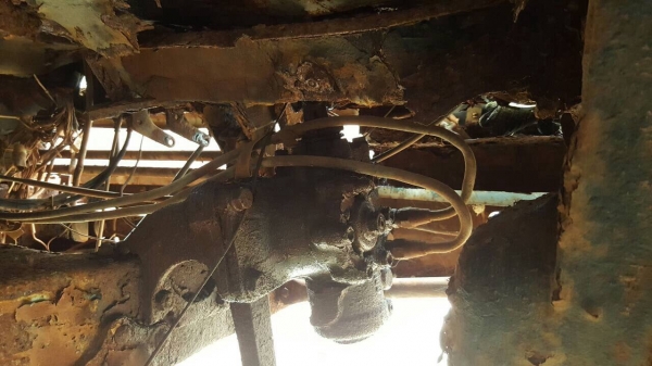 ขายตามสภาพ 10 ล้อดั้ม เพลาเดียว HINO KT925 ไม่มีเล่มทะเบียน หัวเก๋ง JCM เครื่อง EH700 168 แรงม้า เกียร์ HO คัสซีมีผุบ้าง พวงมาลัยพาวเวอร์ ราคาต่อรองได้ครับ