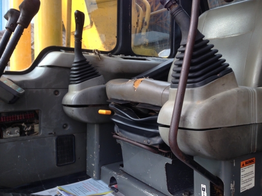 รถขุด KOMATSU PC200-6 serial 93xxx