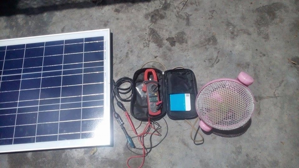 แผ่นโซล่าเซลล์มือสองญี่ปุ่น 17 โวล 130 วัตรราคาถูก แผ่นโซล่าเซลล์มือสองญี่ปุ่น 17 โวล 130 วัตรราคาถูก