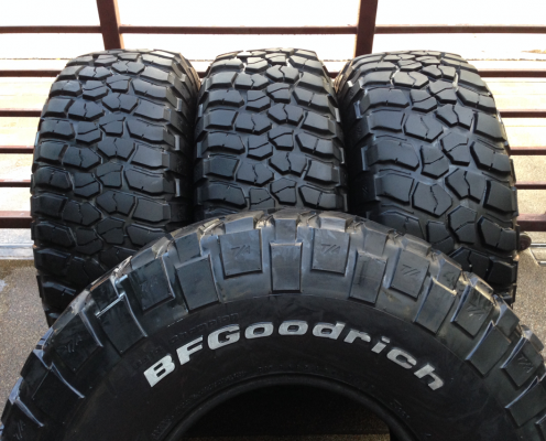 ยาง Mud BF goodrich 35 12.5 R15 ดอกเยอะ ไม่มีปะ ลุยได้อีกนาน