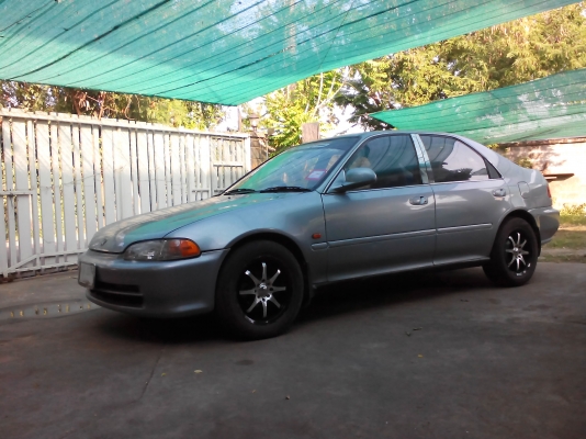 ฮอนด้า ซีวิคเตารีดปี 95 AT เครื่องเกียร์ดี แอร์เย็น กระจกไฟฟ้า 4 บาน ปรับข้างไฟฟ้า เอกสารครบ