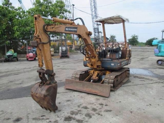 ขายรถขุดแบคโฮKOMATSU.PC20-3 เก่านอกแท้100\% เครื่องแน่น ปั๊มแรง ระบบไว แทรคเหล็ก รถพร้อมใช้งาน       มีเอกสารอินวอยครบ