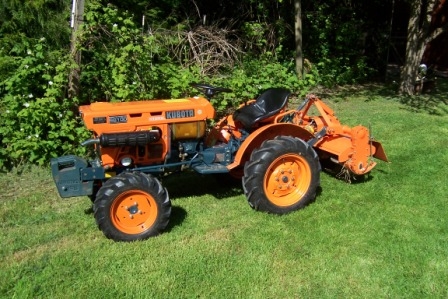 ขาย แหวนลูกสูบ 64 มิล รถไถคูโบต้า รุ่น B6100 (NPR แท้) ขาย แหวนลูกสูบ 64 มิล รถไถคูโบต้า รุ่น B6100 (NPR แท้)