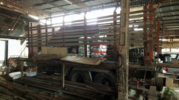 ขาย 10 ล้อเพลาเดียว ISUZU JCM ไม่มีหัวเก๋ง เครื่อง 6BD1 160 แรงม้า เกียร์ครบ ชุดเฟืองท้ายครบ พวงมาลัยพาวเวอร์ ทะเบียน ม.79 ราคาต่อรองได้