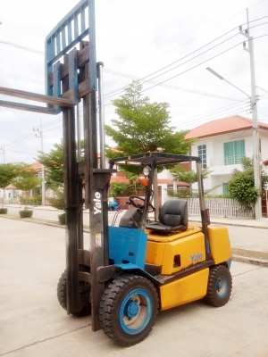 ขายฟอร์คลิฟท์ ดีเซล 3 ตัน เกียร์ออโต้ ราคาเบาๆ 0813535948
