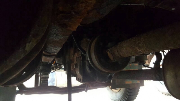 ขาย 10 ล้อเพลาเดียว HINO KT925 วางหัวสิงห์ไฮเทค เครื่อง EH700 168 แรงม้า เบรคทิฟฟี่ พาวเวอร์ คัสซีมีคราบสนิมบ้าง ทะเบียนเต็มพร้อมโอนครับ