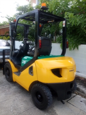 โคมัตสุดีเซลขนาด 2 ตัน FD20-16 เกียร์ออโต้ 0813535948