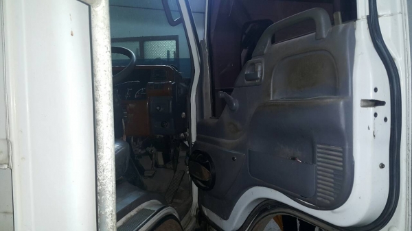 Isuzu elf มือหนึ่งออกห้าง Isuzu elf มือหนึ่งออกห้าง