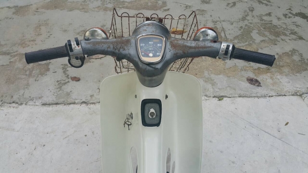 Honda supercub50cc4t สีเดิมแห้งๆมือ2ญี่ปุ่น Honda supercub50cc4t สีเดิมแห้งๆมือ2ญี่ปุ่น