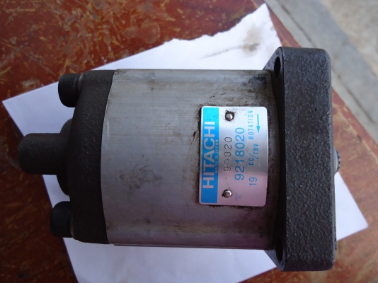 รับจัดหา ปั๊มไฮดรอลิค รถไถ คูโบต้า รุ่น M8950, M7030 รับจัดหา ปั๊มไฮดรอลิค รถไถ คูโบต้า รุ่น M8950, M7030