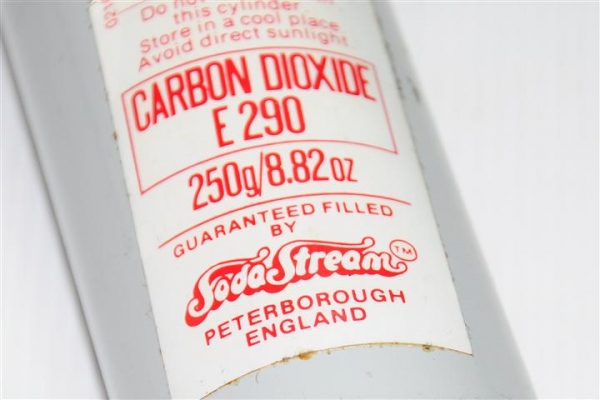 ขายถัง CO2 ขนาด 250g PETERBOROUGH ENGLAND มือ2 สภาพดี