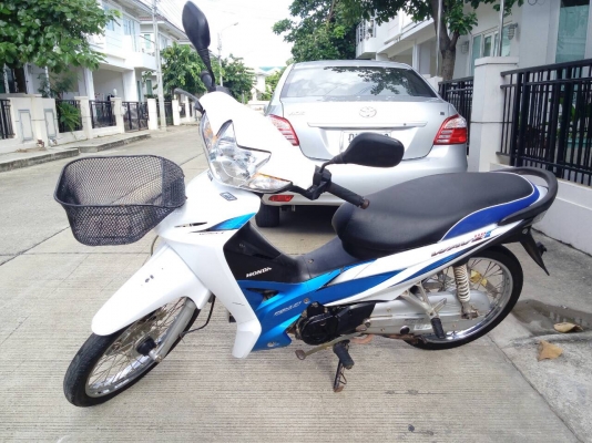 ขาย Honda Wave 110i ปี2011 หัวฉีด  สภาพสวย เดิมๆ เครื่องดี ไม่ดัง ไม่หอน ระบบไฟติดทุกระบบ พร้อมใช้งานค่ะ เล่มเอกสารชุดโอนพร้อม