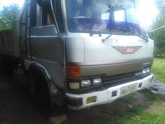 ขายราคา 445,000บ หกล้อ ฮีโน่ FD185  ดั้ม 5คิว สภาพดึเดิมสวยพร้อมใช้งาน ทะเบียนพร้อมโอน