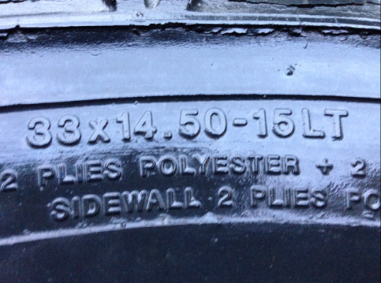 ขายยาง All Mickey thompsom 33 14.5 R15 สภาพเข้าไร่เข้าสวน ดอกเยอะ ลุยได้อีกนาน