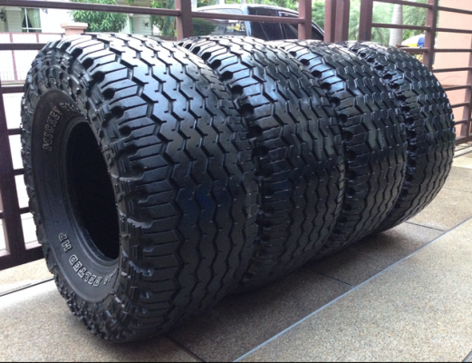 ขายยาง All Mickey thompsom 33 14.5 R15 สภาพเข้าไร่เข้าสวน ดอกเยอะ ลุยได้อีกนาน