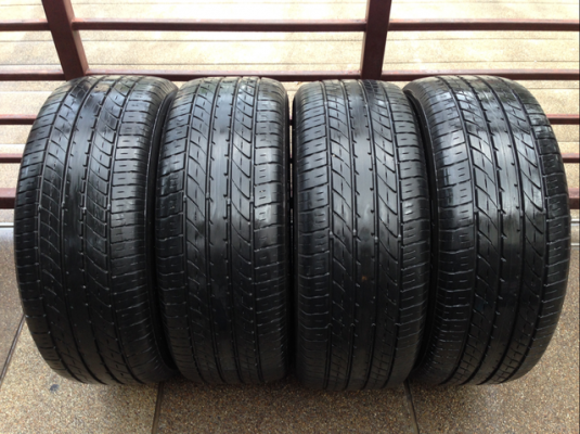 ยาง Toyo tires 235 50 18 ปี14 ดอกเยอะ พร้อมใช้งาน ยาง Toyo tires 235 50 18 ปี14 ดอกเยอะ พร้อมใช้งาน