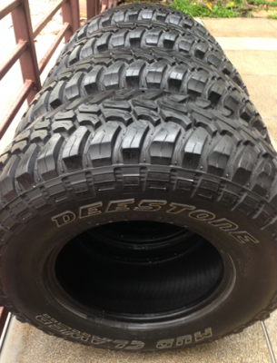 ยาง Mud Deestone 31 10.5 R15 ปี14 ดอกเต็ม ไม่มีปะ ใช้กันยาว