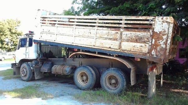 ขายดั้ม2เพลา HINO FM18 เครื่อง195แรง HO7D สภาพพร้อมใช้งาน เอกสารพร้อมโอน สนใจโทร 090-8588220คุณนะ 093-3258446คุณบิว หรือเข้าดูสินค้าอื่นๆได้ที่ www.truck.in.th/498 หรือเพจFacebook ณรงค์ ซื้อขายรถมือสอง (เว็บไซต์ส่วนตัว) หรือFacebook ตลาดรถมือสอง คุณนะ