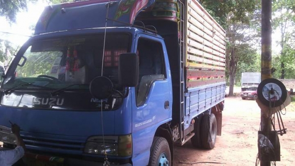 ขายNQR ปี44 ยาว4.30เมตร สภาพพร้อมใช้งาน เอกสารพร้อมโอน สนใจโทร 090-8588220คุณนะ 093-3258446คุณบิว หรือเข้าดูสินค้าอื่นๆได้ที่ www.truck.in.th/498 หรือเพจFacebook ณรงค์ ซื้อขายรถมือสอง (เว็บไซต์ส่วนตัว) หรือFacebook ตลาดรถมือสอง คุณนะ ขายNQR ปี44 ยาว4.30เมตร สภาพพร้อมใช้งาน เอกสารพร้อมโอน สนใจโทร 090-8588220คุณนะ 093-3258446คุณบิว หรือเข้าดูสินค้าอื่นๆได้ที่ www.truck.in.th/498 หรือเพจFacebook ณรงค์ ซื้อขายรถมือสอง (เว็บไซต์ส่วนตัว) หรือFacebook ตลาดรถมือสอง คุณนะ