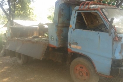 ขายดั้ม 6 ล้อ ISUZU KS12 สวยๆ (เครื่อง4BD1ฝาดำ)รถห้างแท้ พวงมาลัยพาวเวอร์ ยกหัวได้ เฟืองท้ายใหญ่Fแล้ว ยาง 8.25 กระบอกดั้มใหญ่ยิงหน้า รถวิ่งดีขับดี พร้อมโอนทั่วไทย ขายดั้ม 6 ล้อ ISUZU KS12 สวยๆ (เครื่อง4BD1ฝาดำ)รถห้างแท้ พวงมาลัยพาวเวอร์ ยกหัวได้ เฟืองท้ายใหญ่Fแล้ว ยาง 8.25 กระบอกดั้มใหญ่ยิงหน้า รถวิ่งดีขับดี พร้อมโอนทั่วไทย