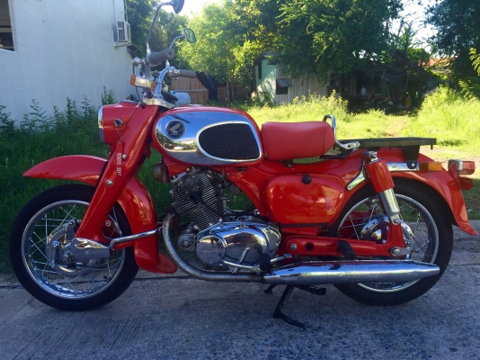 ขายแลก c77 305 cc มีเล่ม เครื่องติด ขี่ได้ปกติ สตารท์มือติด สภาพสวยๆ ชุบมาทั้งคัน ขาย 159000 ติดต่อ 0889419663  http://www.jaosap.com/