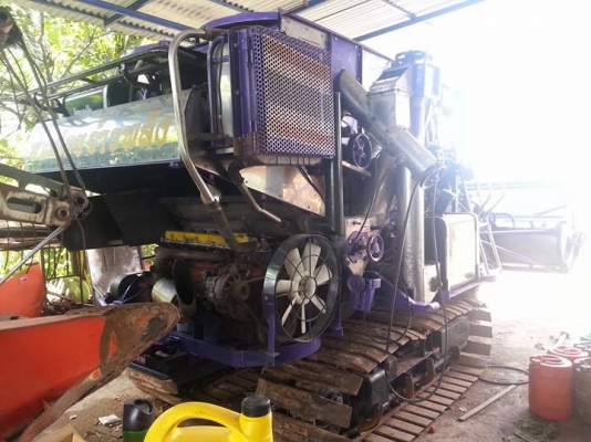 ขายรถเกี่ยวข้าว เกษตรพัฒนา รุ่นช้างน้อยจ้าวพลัง อุ้ม1.5ตัน เครื่องHINO WO6D สภาพพร้อมใช้งาน สนใจโทร 090-8588220คุณนะ 093-3258446คุณบิว หรือเข้าดูสินค้าอื่นๆได้ที่ www.truck.in.th/498 หรือเพจFacebook ณรงค์ ซื้อขายรถมือสอง (เว็บไซต์ส่วนตัว) หรือFacebook ตลา