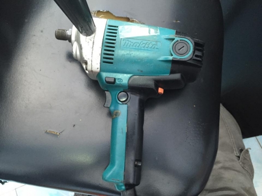 ขายเครื่องขัดสี MAKITA มือสองครับ