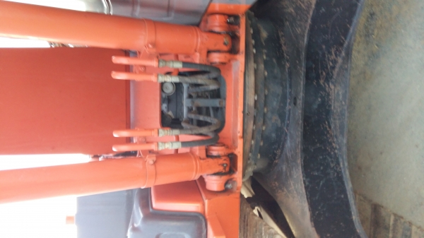 ขายแบคโฮ  Hitachi ZX200 7000 ชั่วโมง