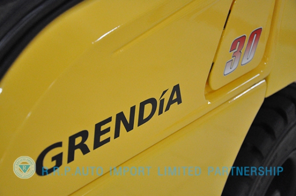 ขายรถโฟล์คลิฟท์มือสอง MITSUBISHI GRENDIA รุ่น FD30T  ราคา xxx,xxx บาท นำเข้าจากประเทศญี่ปุ่น 100\% ไม่เคยใช้งานในประเทศไทย