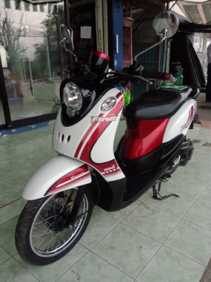 Yamaha Fino ลาย สปอร์ต สีแดง ขาว สวยๆเล่มเอกสาร ครบครับ